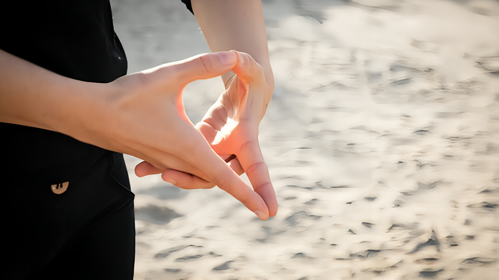 Yoga isn’t just about postures and breathing exercises; it also involves various hand gestures called mudras, which play a significant role in balancing our physical and mental energies. One such mudra is the Uttarabodhi Mudra, known for its potential to enhance focus, clarity, and inner strength